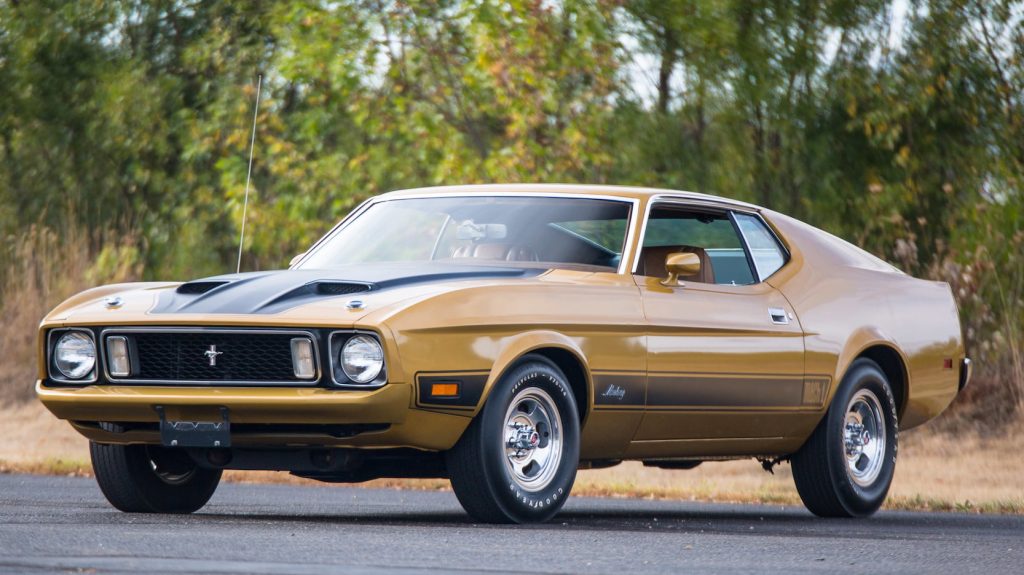 1973 Ford Mustang Mach 1 Fastback Front Three-Quarter