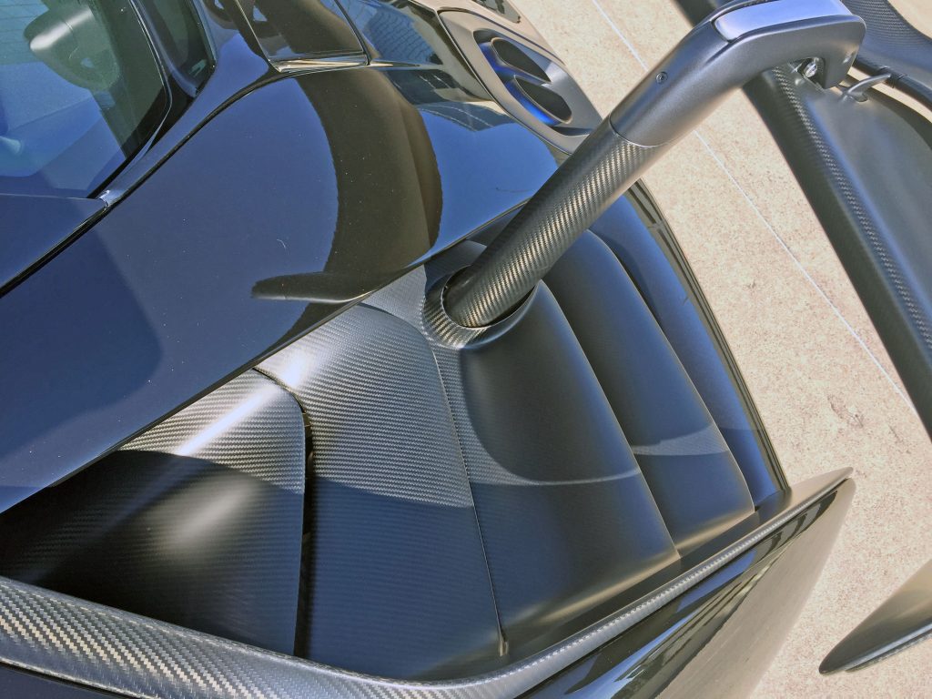 2019 McLaren Senna wing mount