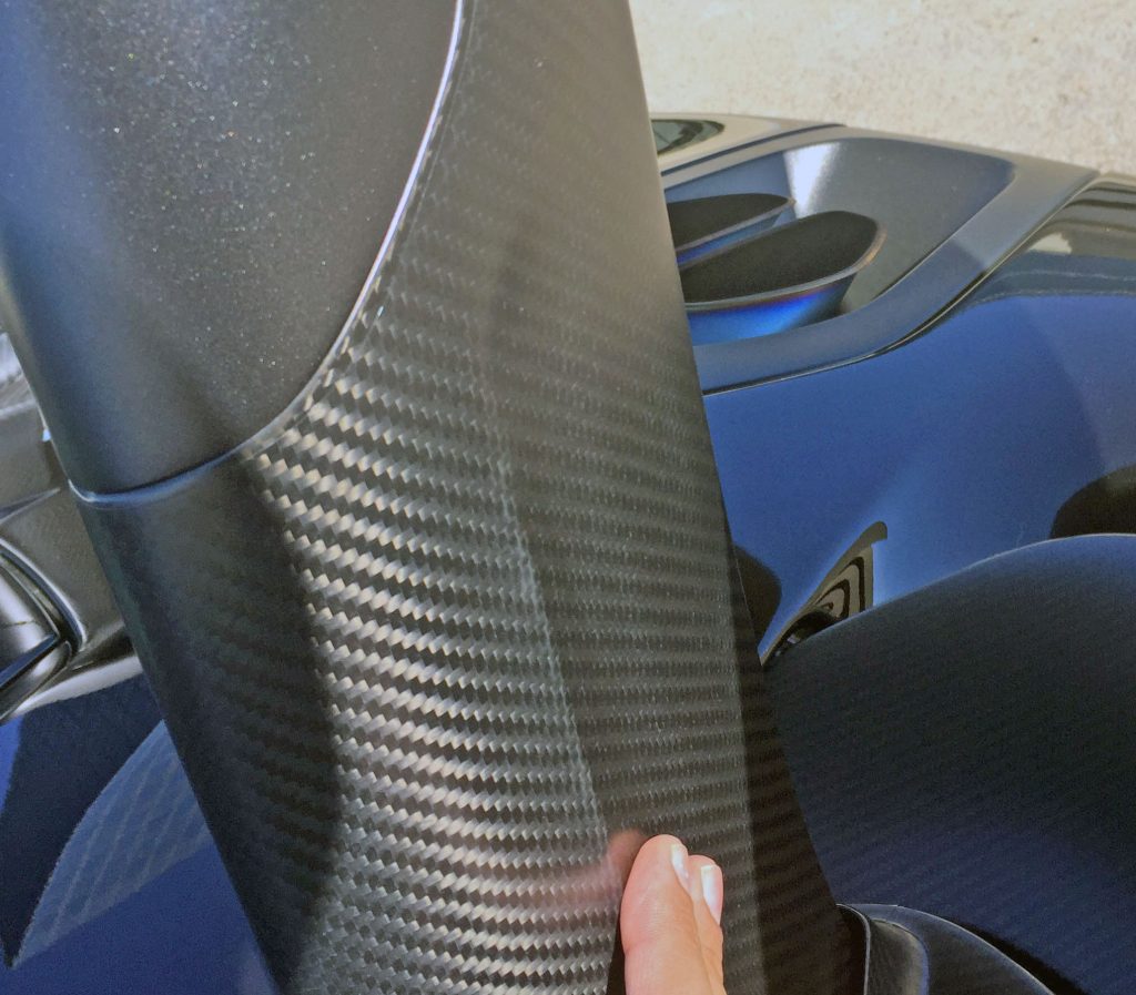 2019 McLaren Senna carbon fiber wing