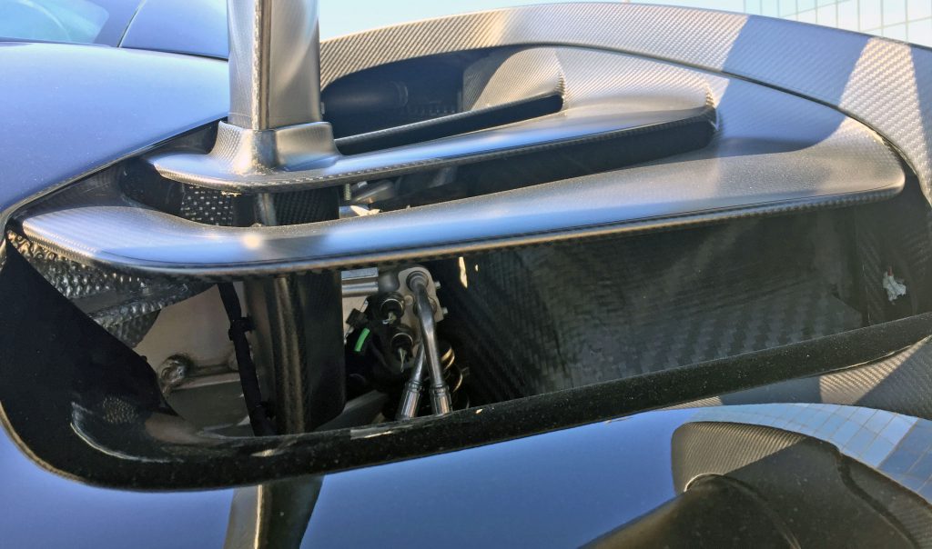 2019 McLaren Senna fins